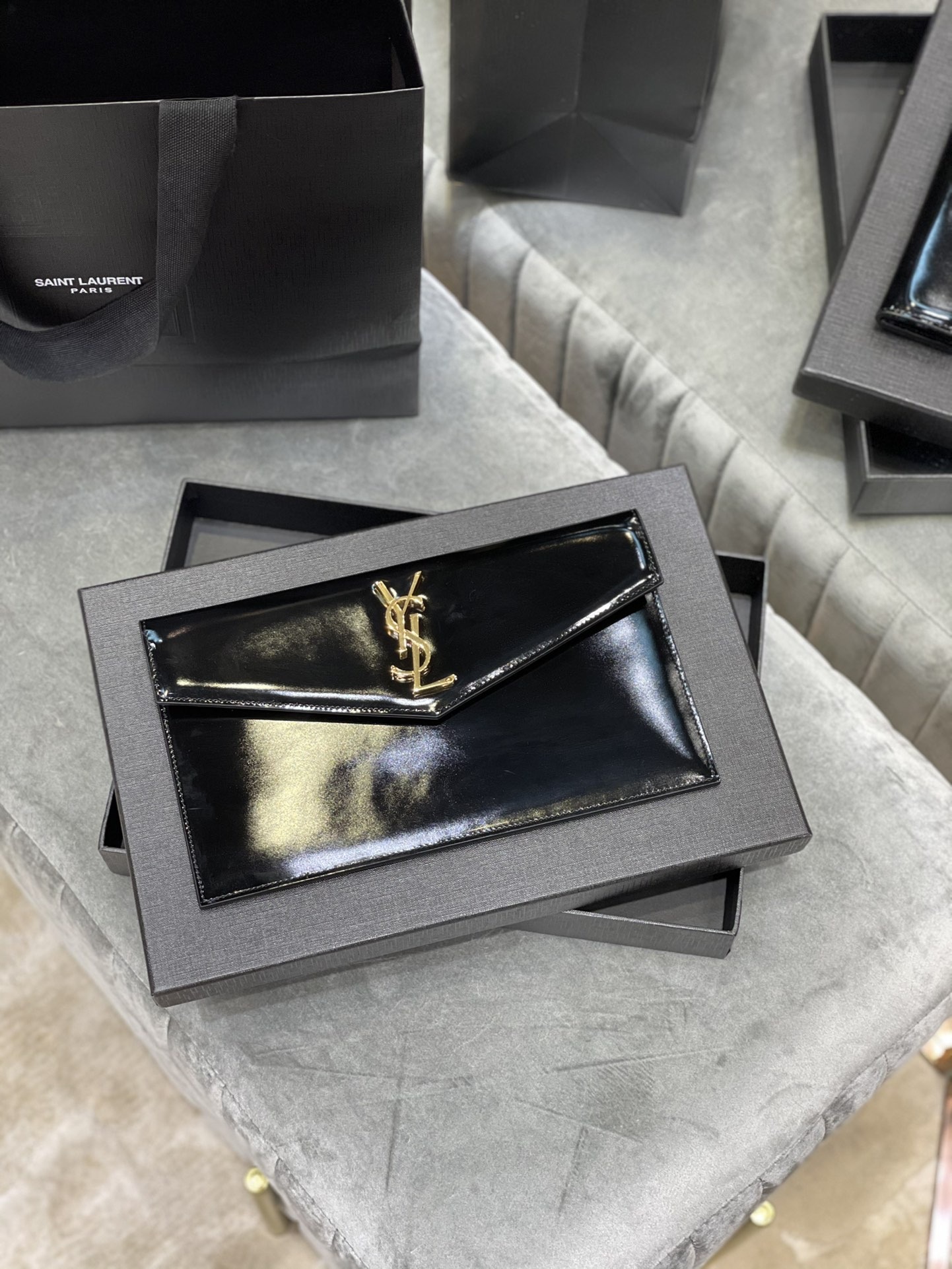 YSL Uptown Wallet-27×16×